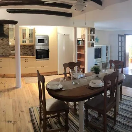 Holiday home Beautiful 3-bed In Macher