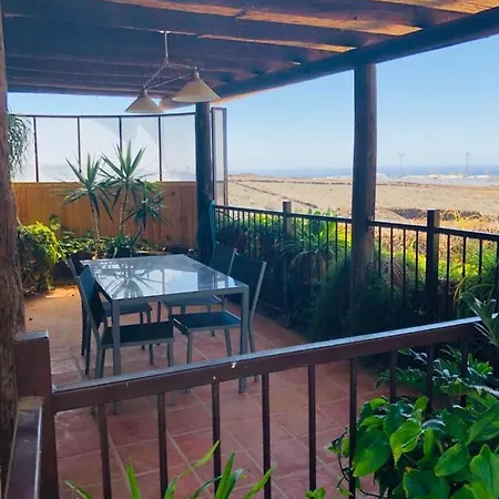 Beautiful 3-bed In Holiday home