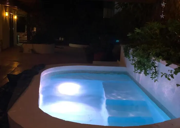 Beautiful 3-bed In Σπίτι διακοπών Mácher