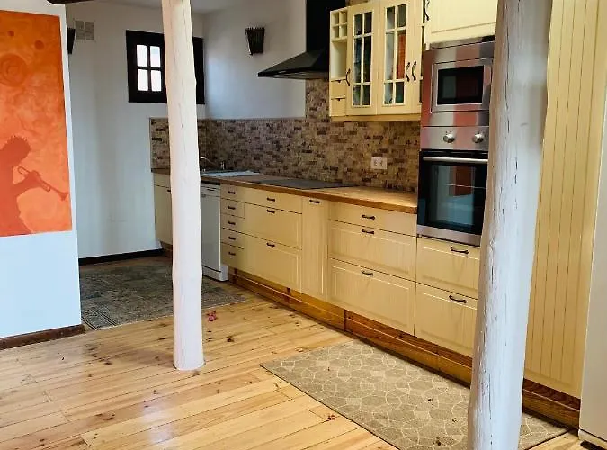 Beautiful 3-bed In Holiday home *